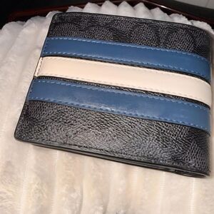 Coach bi-fold Wallet